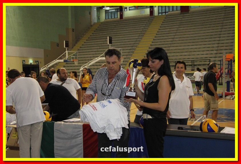 150614 volley 607_tn.jpg